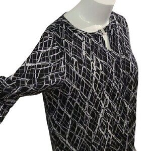 [Cathy] Black and Gray Keyhole Blouse - Size XL